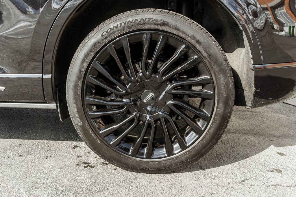 Used 2022 Lincoln Corsair Reserve image 34