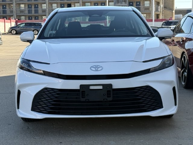 Used 2025 Toyota Camry LE FWD image 8