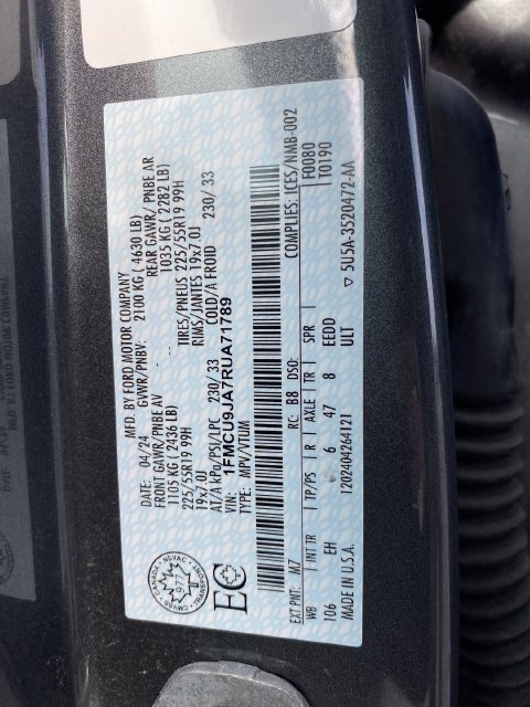 Used 2024 Ford Escape Platinum AWD/4WD image 26