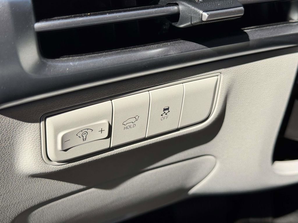 Used 2025 Hyundai Tucson SEL image 18