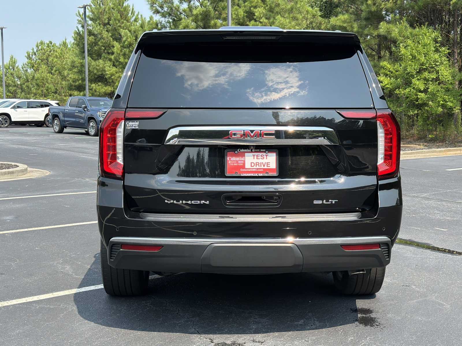 Used 2021 GMC Yukon SLT w/ SLT Luxury Plus Package RWD image 26