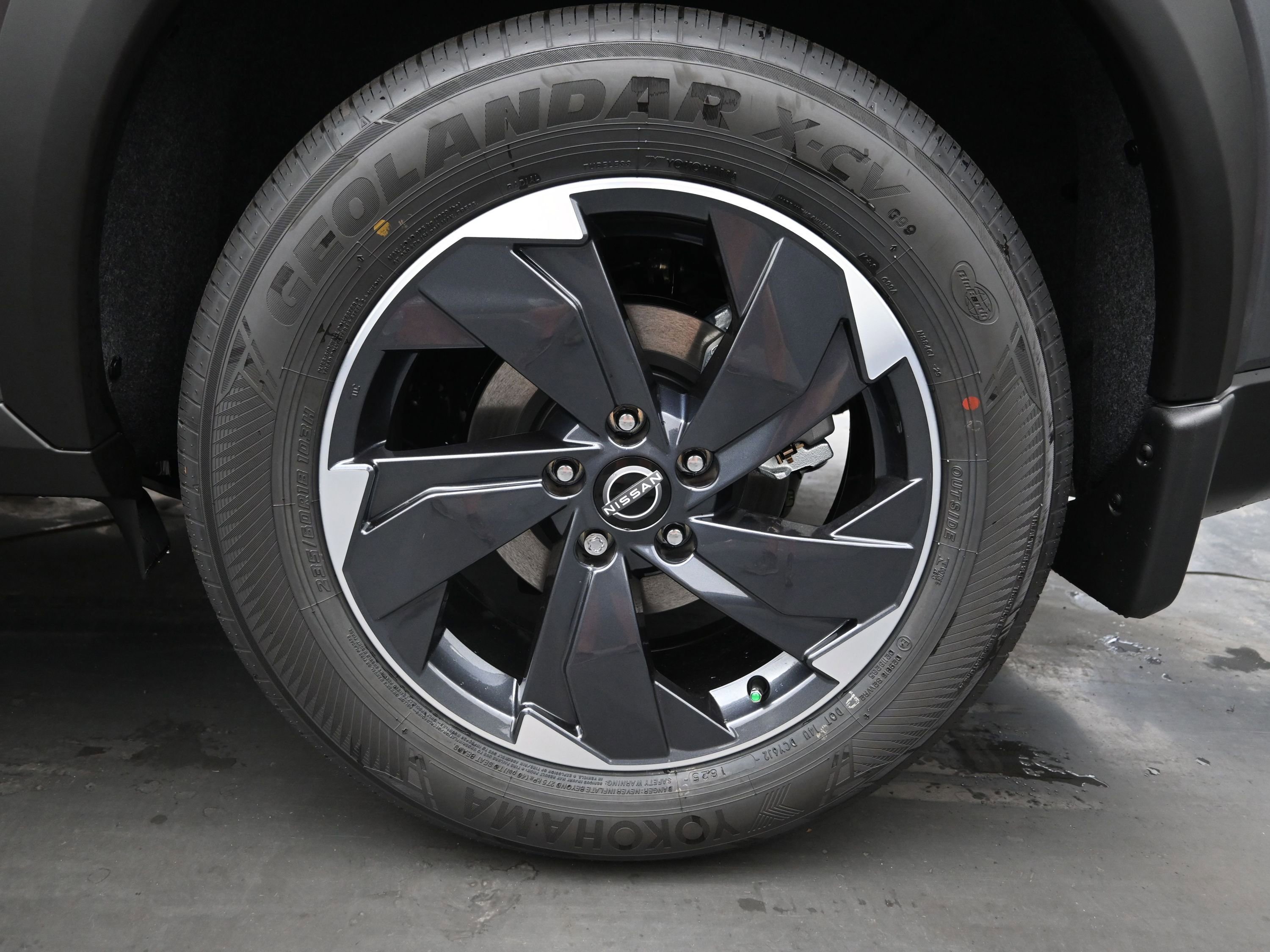 New 2026 Nissan Rogue SV image 10