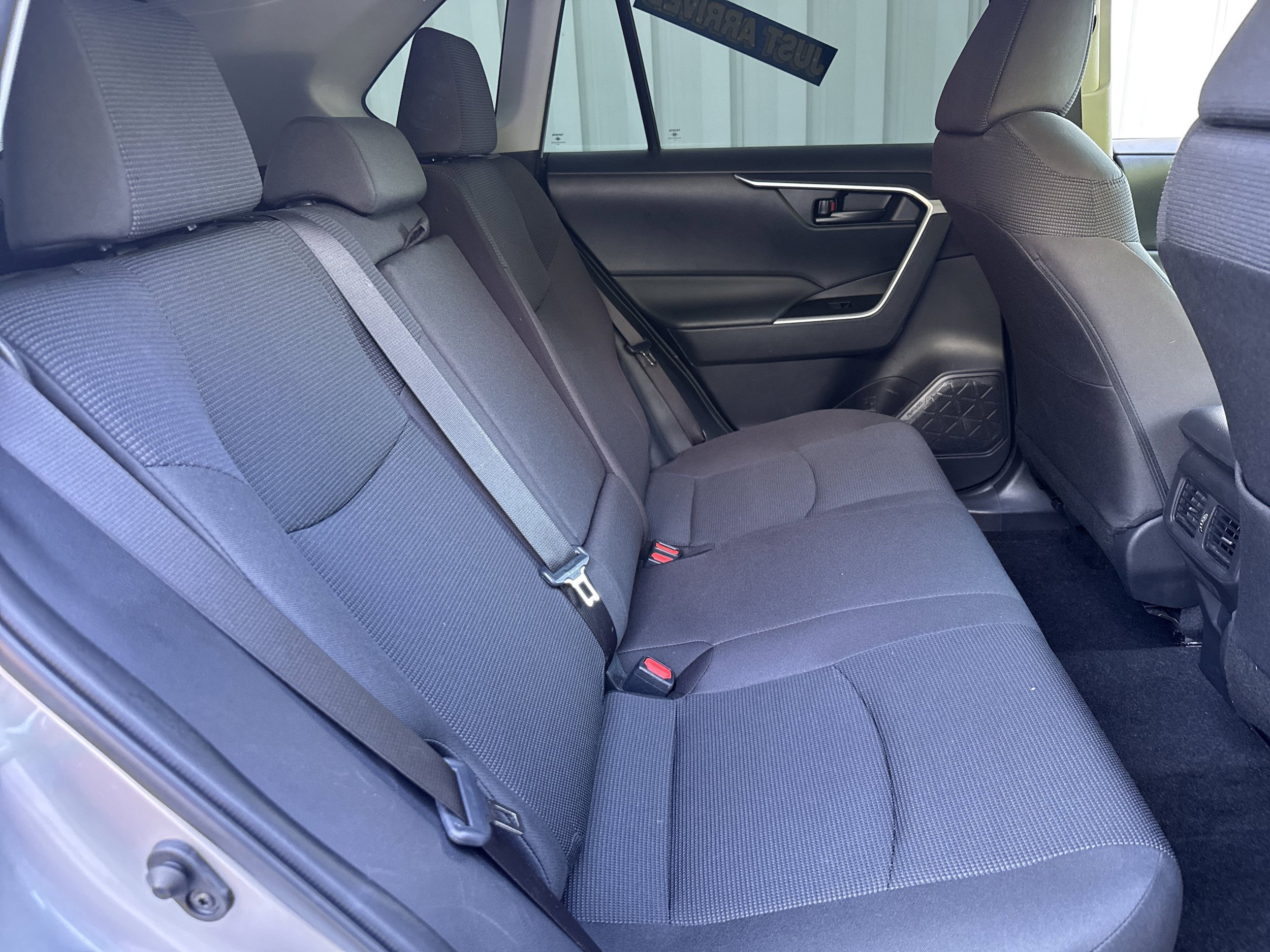 Used 2024 Toyota RAV4 LE AWD/4WD image 11