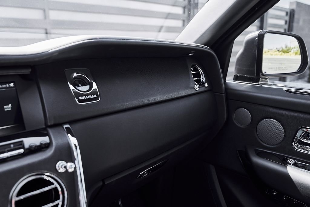 Used 2020 Rolls-Royce Cullinan AWD/4WD image 80