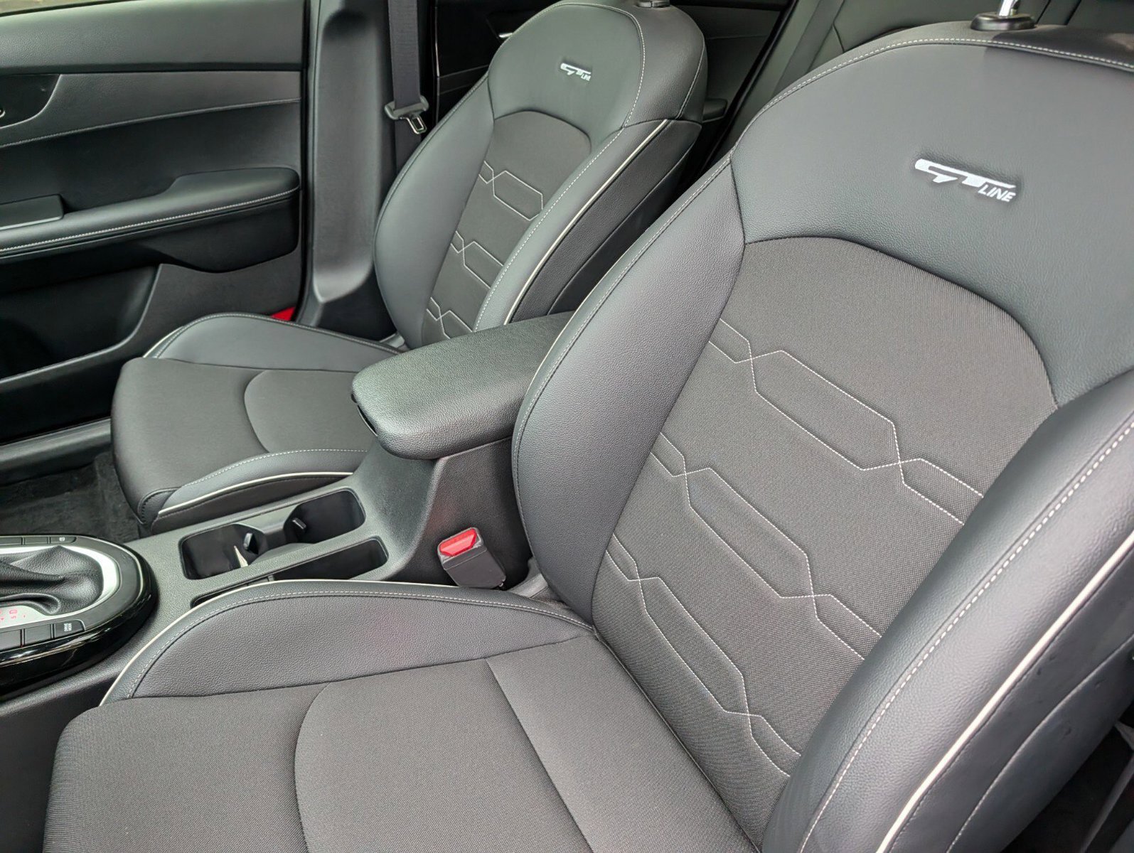Used 2024 Kia Forte GT-Line w/ GT-Line Premium Package FWD image 23