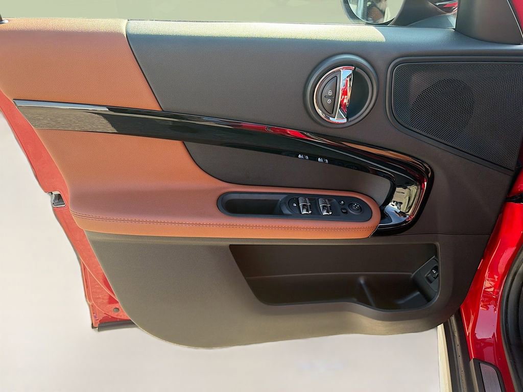 Used 2024 MINI Cooper Countryman S w/ Premium Package image 22