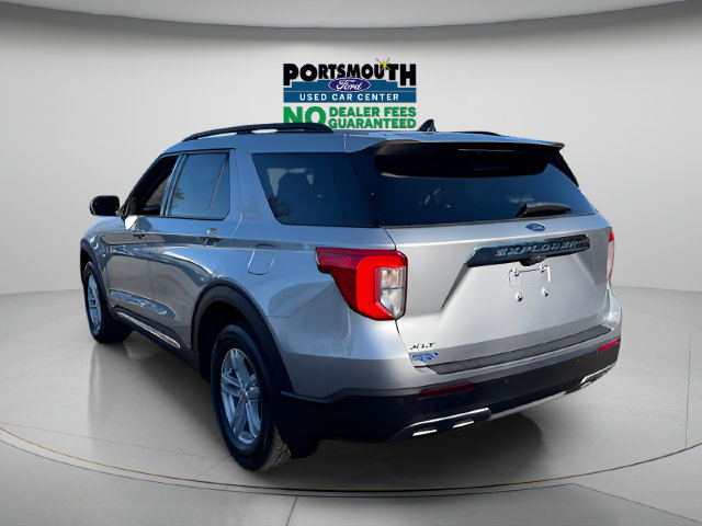 Used 2022 Ford Explorer XLT w/ Equipment Group 202A AWD/4WD image 26
