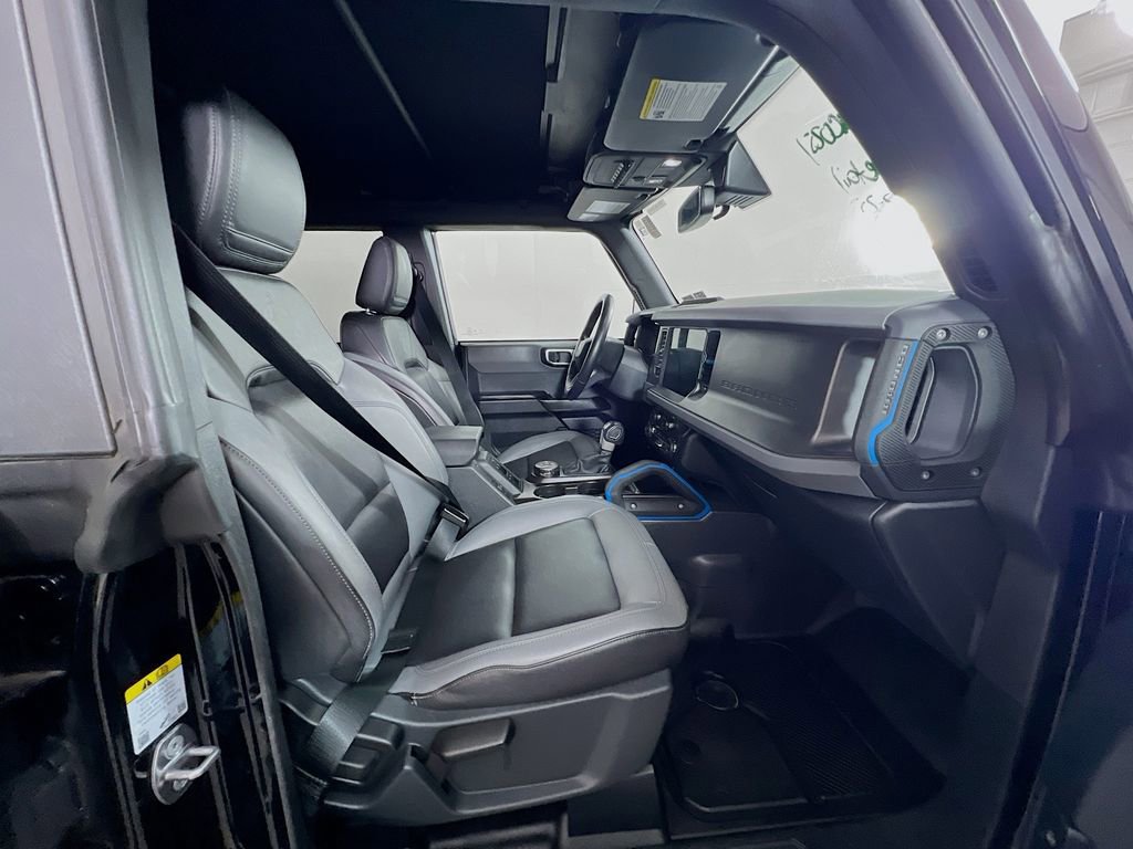 Certified 2024 Ford Bronco Black Diamond image 32