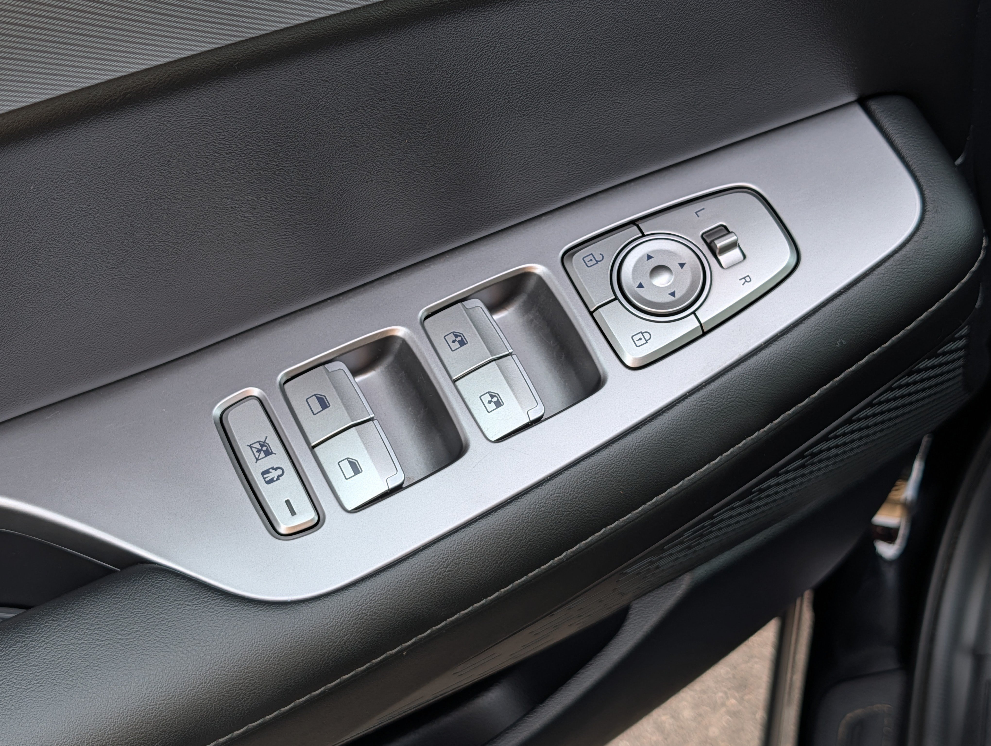 Certified 2025 Hyundai Palisade SEL AWD/4WD image 19