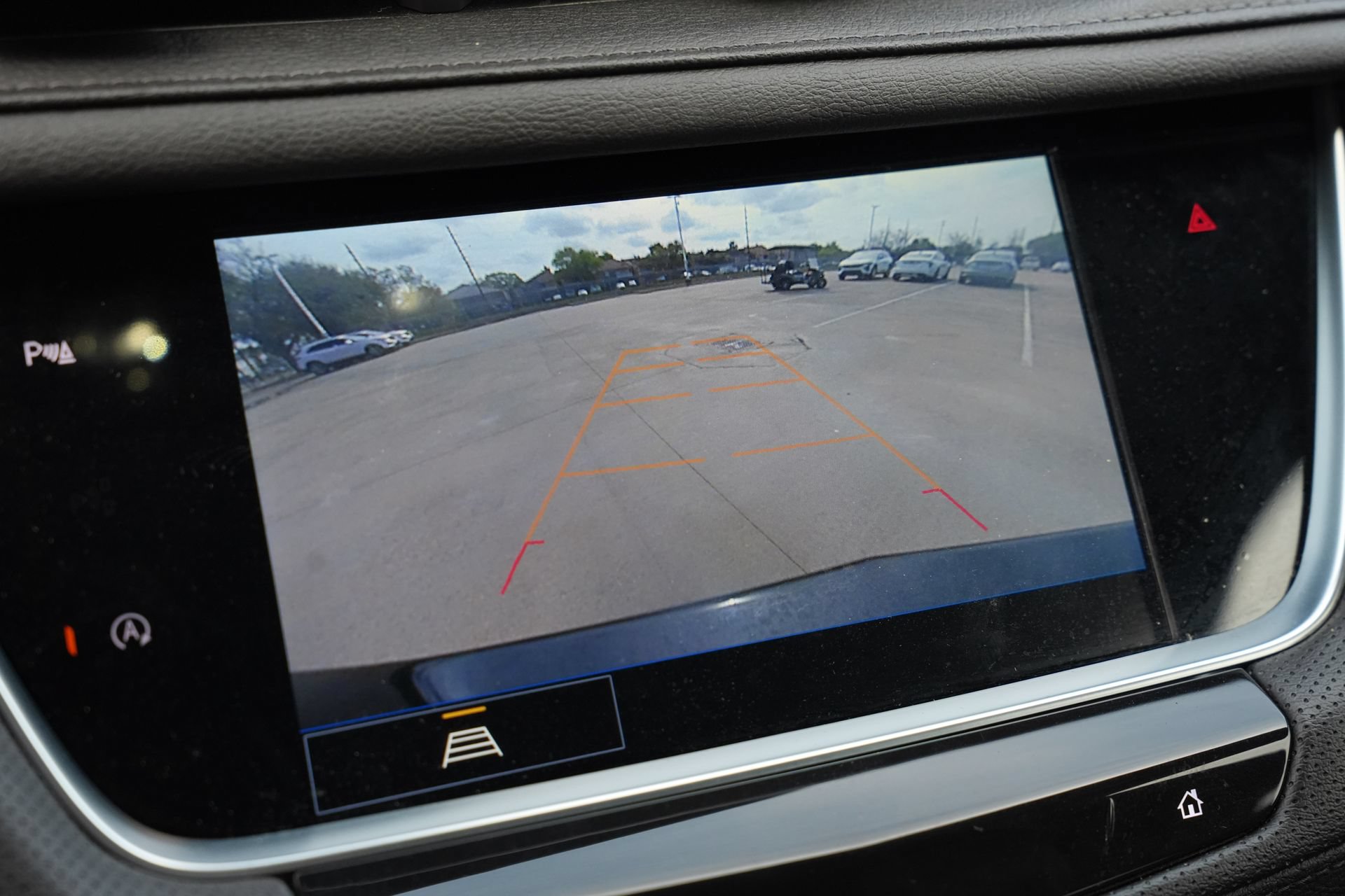 Used 2024 Cadillac XT5 Luxury FWD image 14