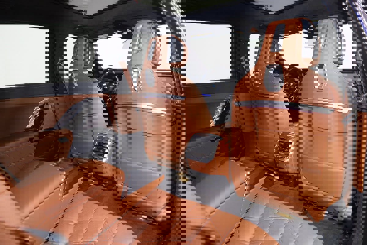 Used 2023 BMW 760i xDrive image 16