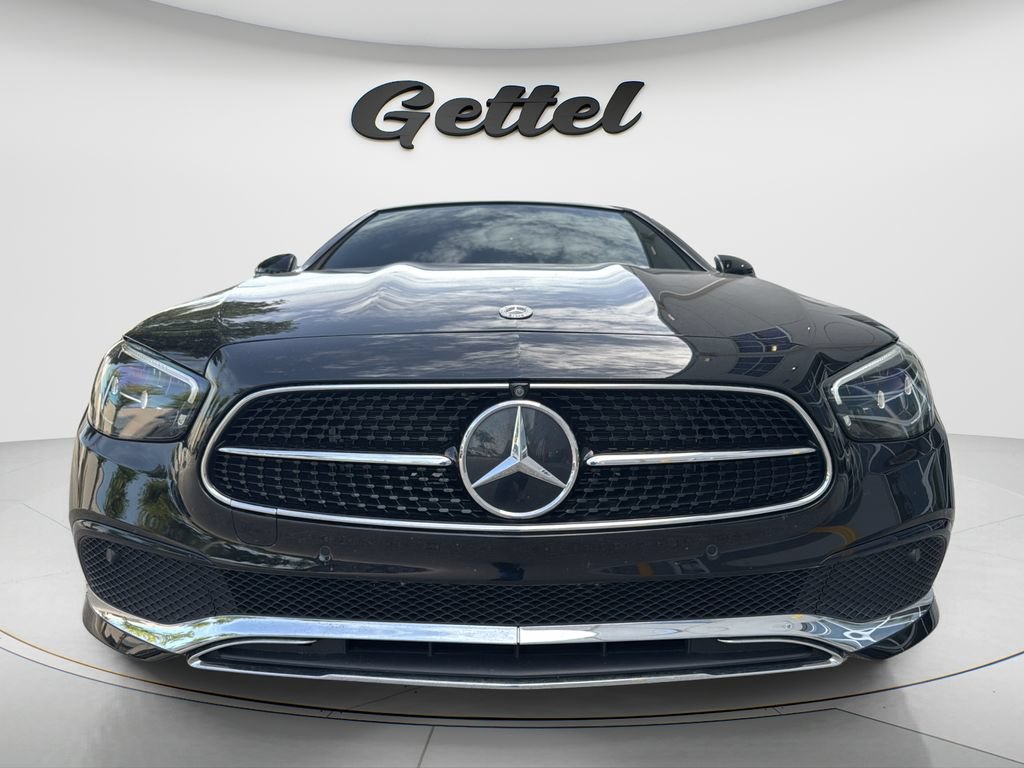 Used 2023 Mercedes-Benz E 450 Cabriolet image 2