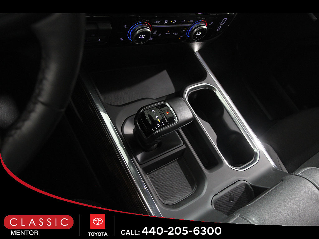 Used 2024 GMC Sierra 1500 Elevation w/ Preferred Package AWD/4WD image 15