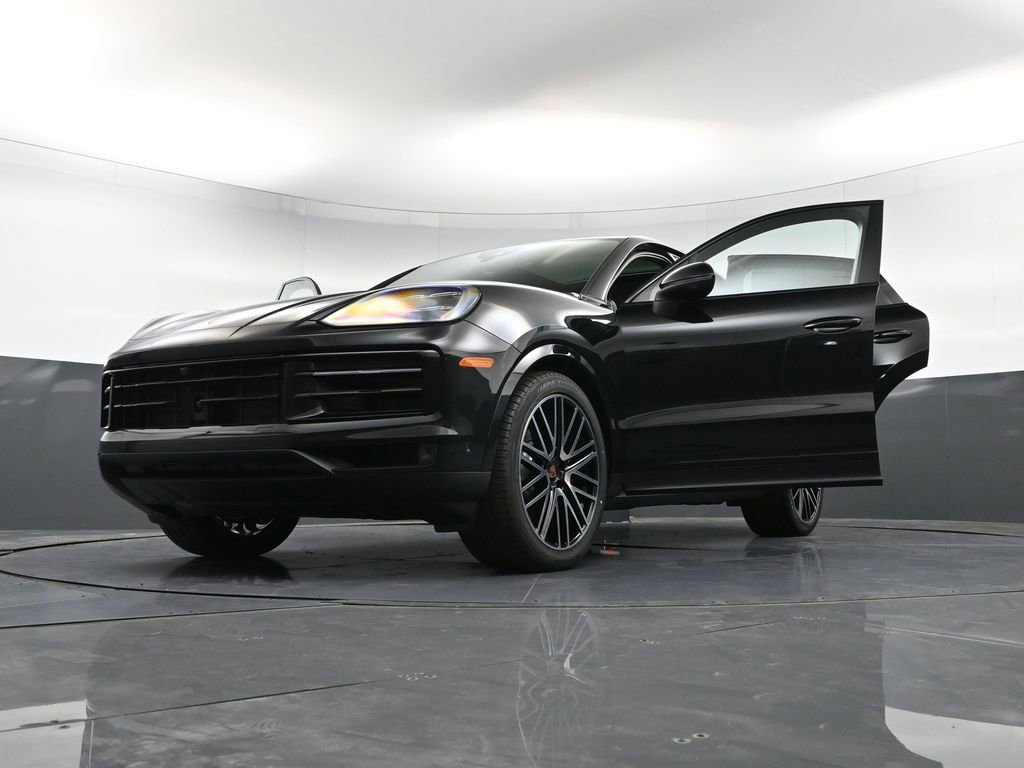 New 2026 Porsche Cayenne S image 40