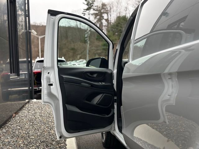 Used 2022 Mercedes-Benz Metris image 18