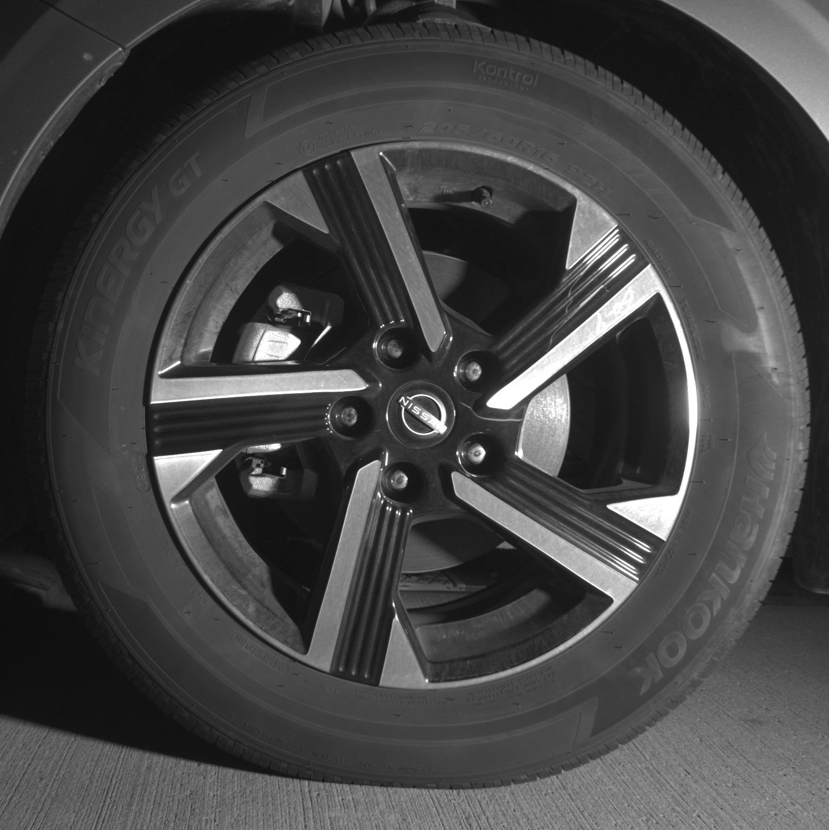 Used 2025 Nissan Sentra SV image 12