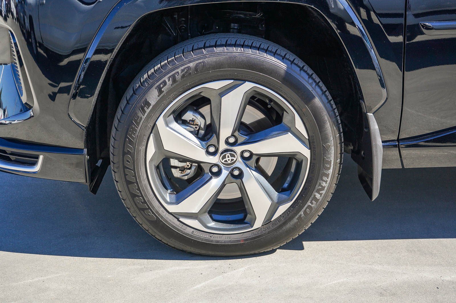 Certified 2025 Toyota RAV4 SE w/ Weather & Moonroof Package image 5