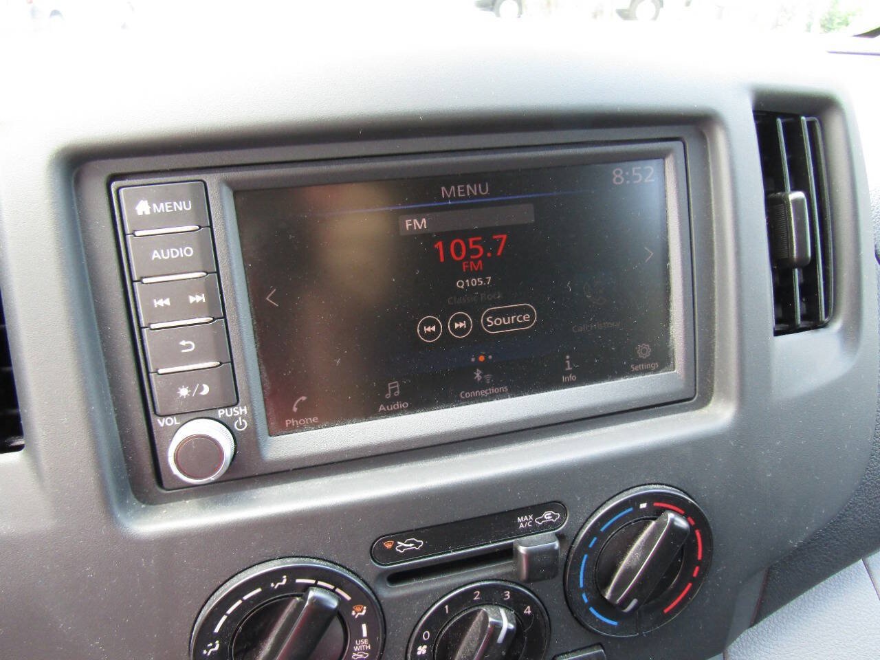 Used 2021 Nissan NV200 S w/ Back Door Glass Package FWD image 15