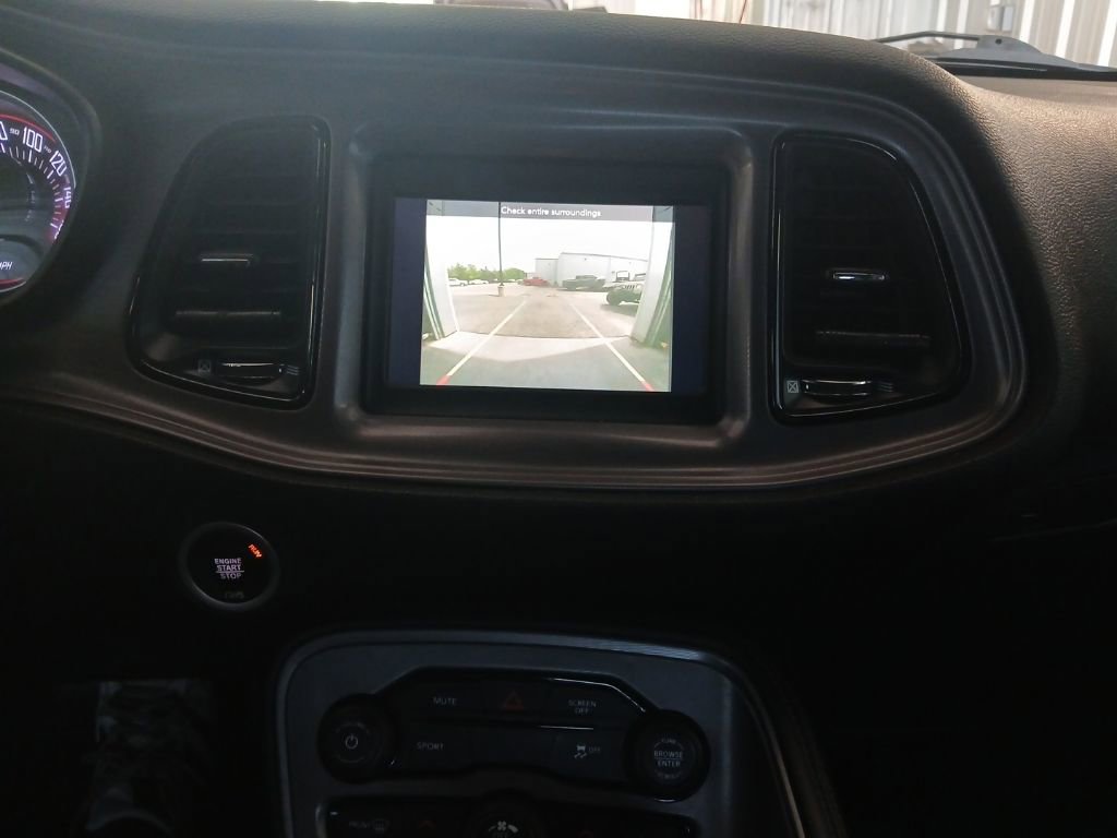 Used 2023 Dodge Challenger SXT RWD image 18