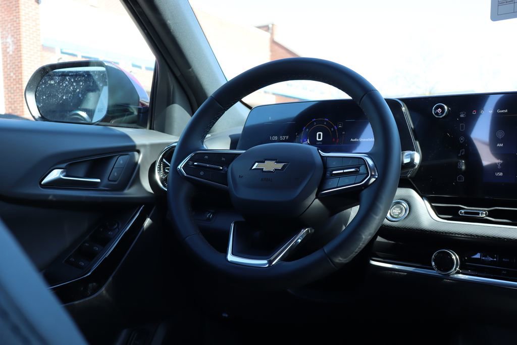 New 2026 Chevrolet Equinox LT w/ Convenience Package II image 40