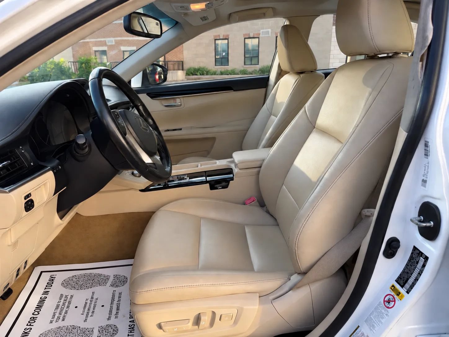 Used 2014 Lexus ES 350 FWD image 14