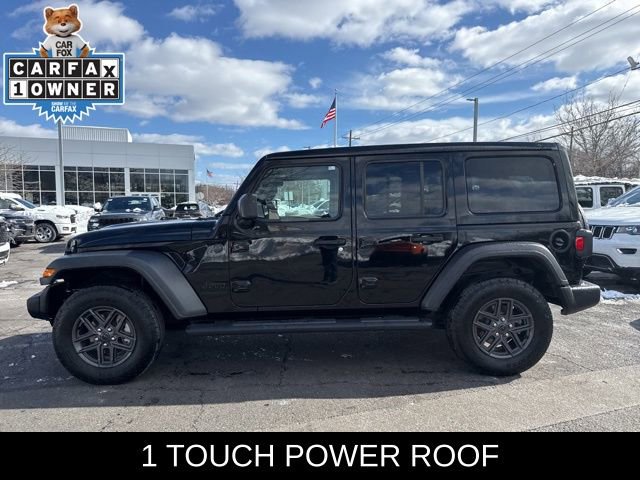 Used 2025 Jeep Wrangler Sport S image 24