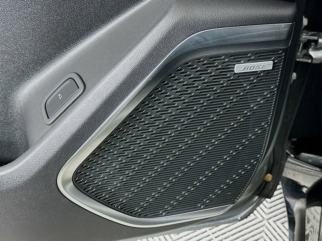 Used 2025 Buick Enclave Sport Touring w/ Super Cruise Package image 19