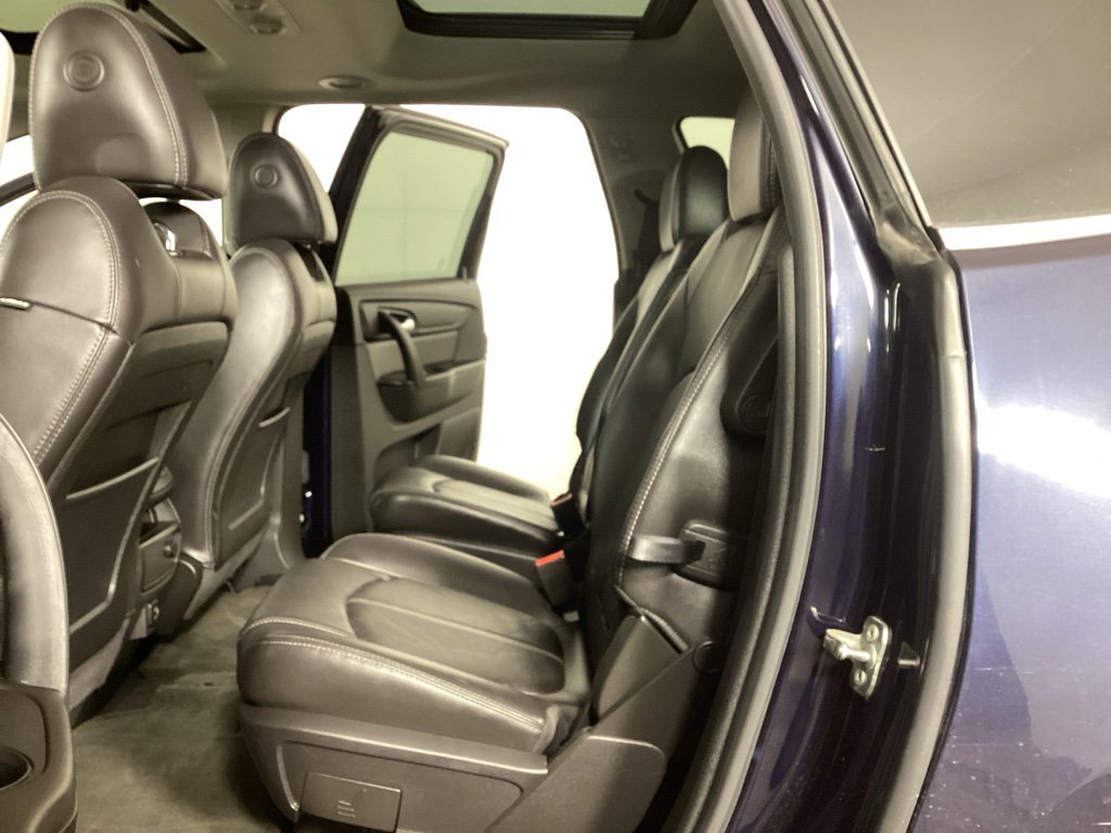 Used 2017 Chevrolet Traverse LT image 13