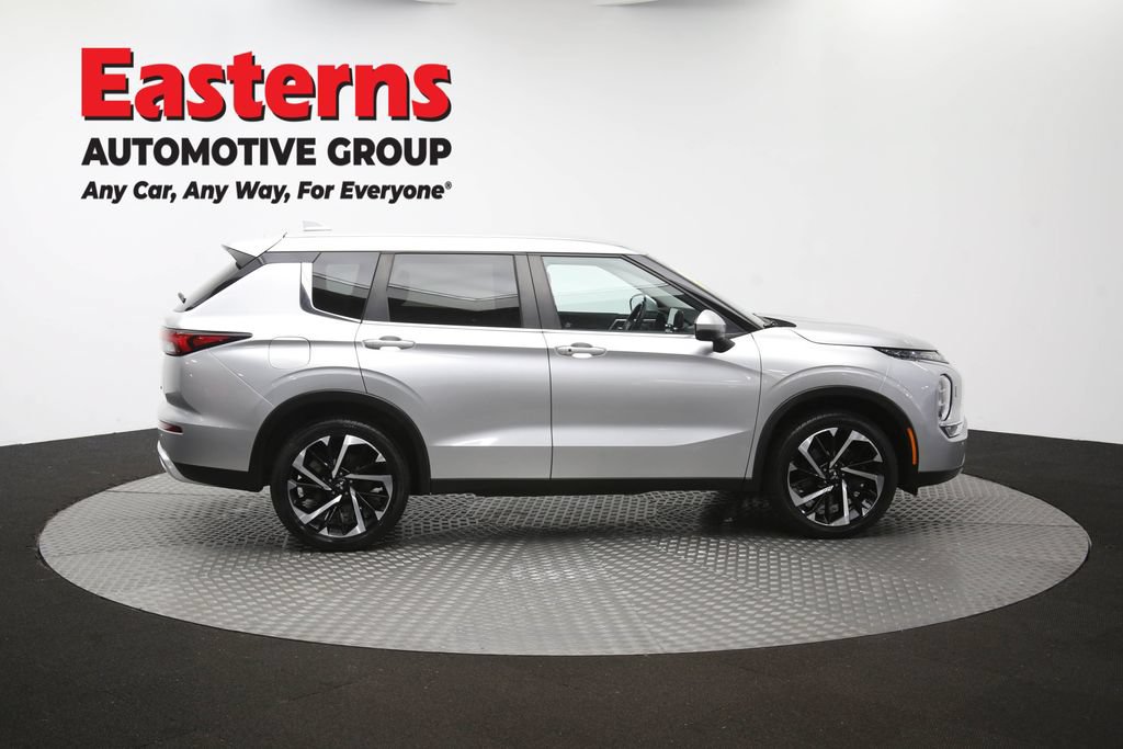Used 2024 Mitsubishi Outlander SE AWD/4WD image 44