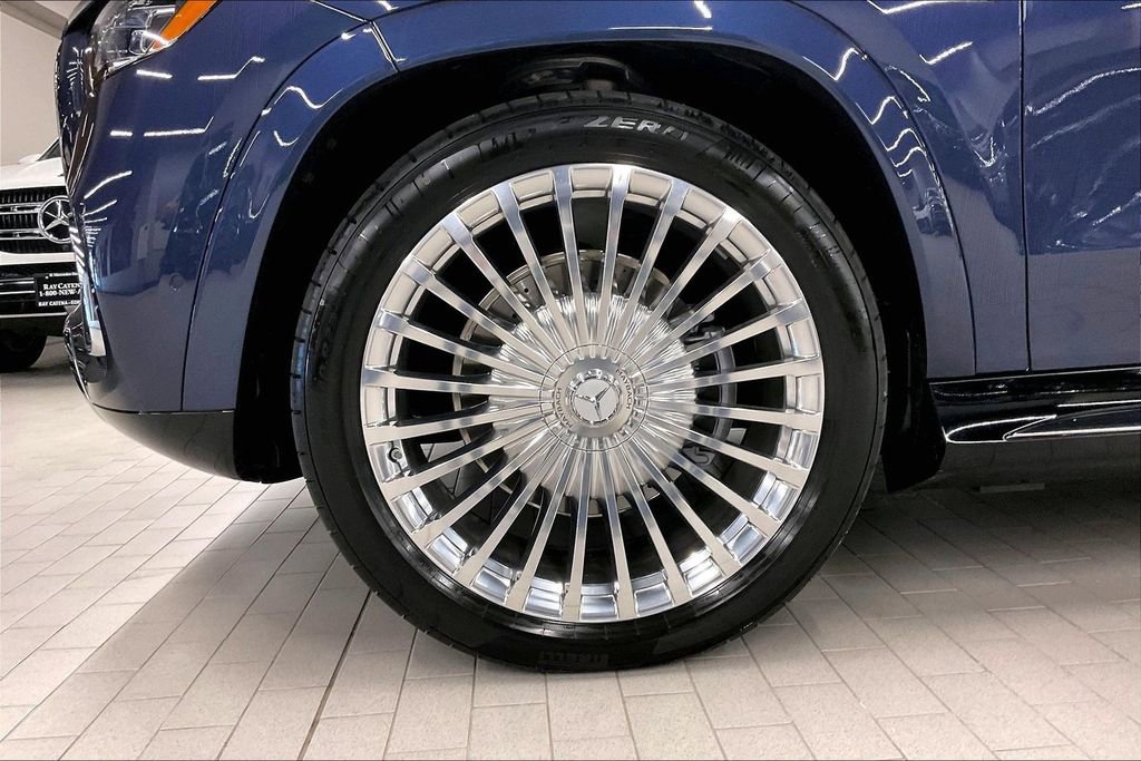 New 2026 Mercedes-Benz Maybach GLS 600 4MATIC image 12