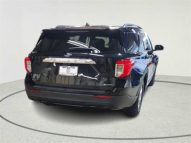 Used 2021 Ford Explorer XLT image 7