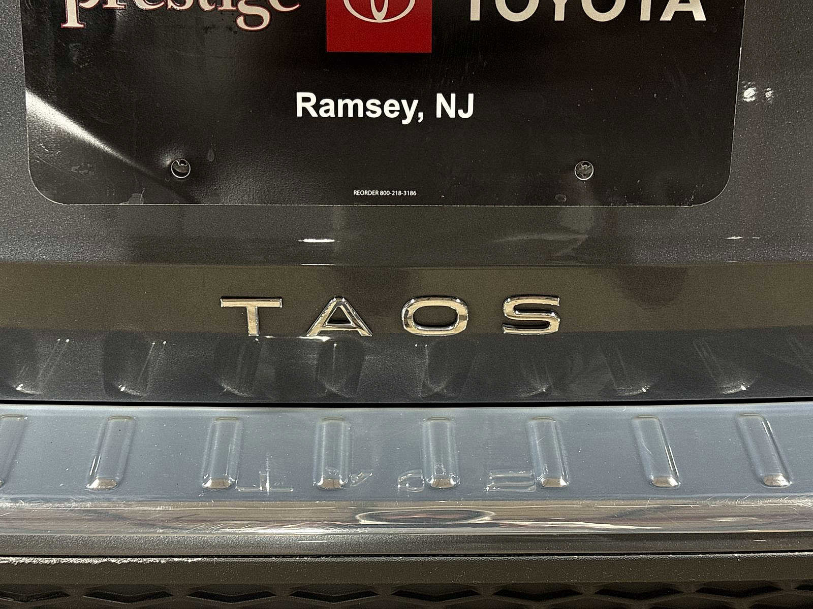 Used 2022 Volkswagen Taos SE image 25