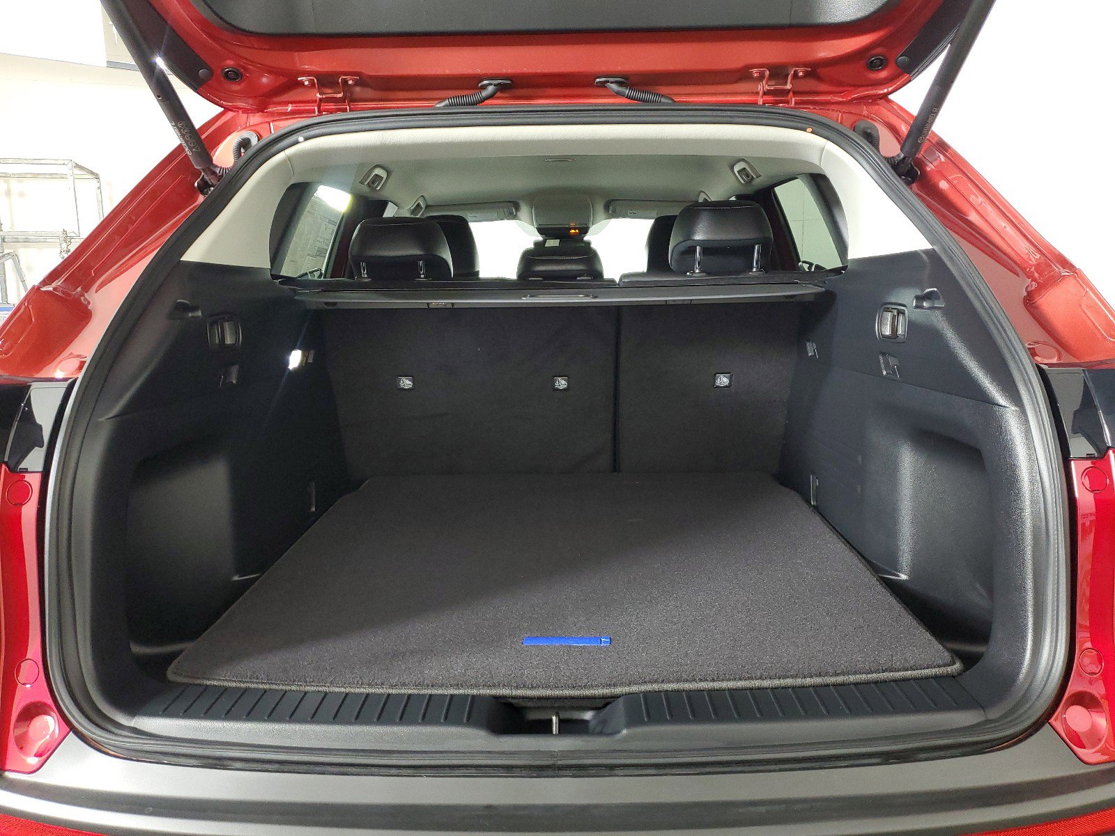 Certified 2025 MAZDA CX-50 AWD 2.5 S w/ Cargo Package image 25