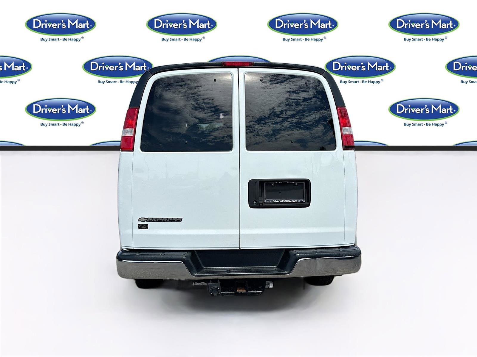Used 2020 Chevrolet Express 3500 LT w/ LT Preferred Equipment Group RWD image 6