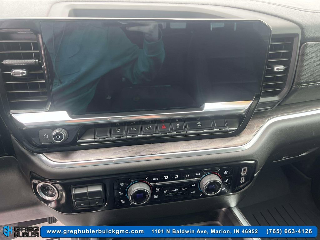 Used 2025 Chevrolet Silverado 2500 LTZ w/ LTZ Premium Package image 16