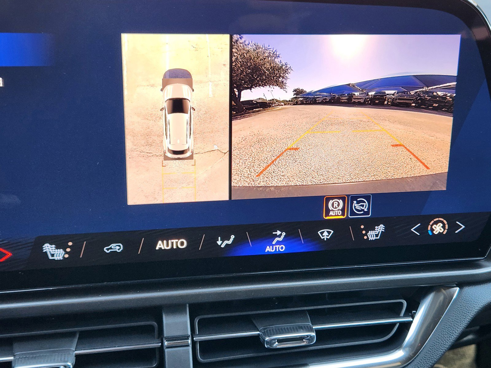 New 2026 Chevrolet Equinox EV LT w/ Comfort Package image 14