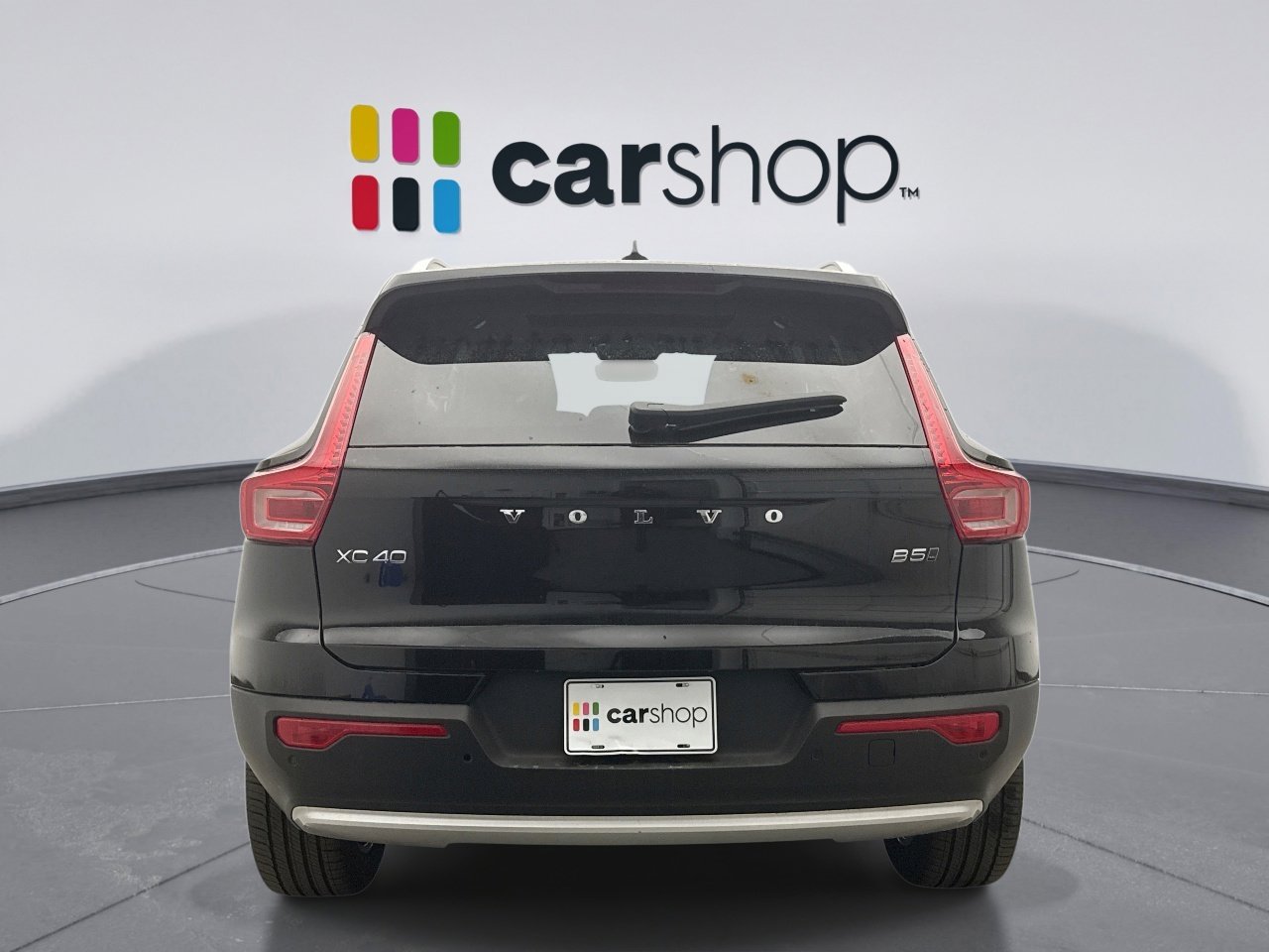 Used 2025 Volvo XC40 B5 Core AWD/4WD image 4