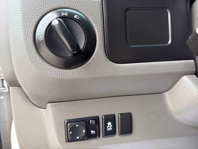 Used 2019 Nissan NV 2500 S RWD image 16