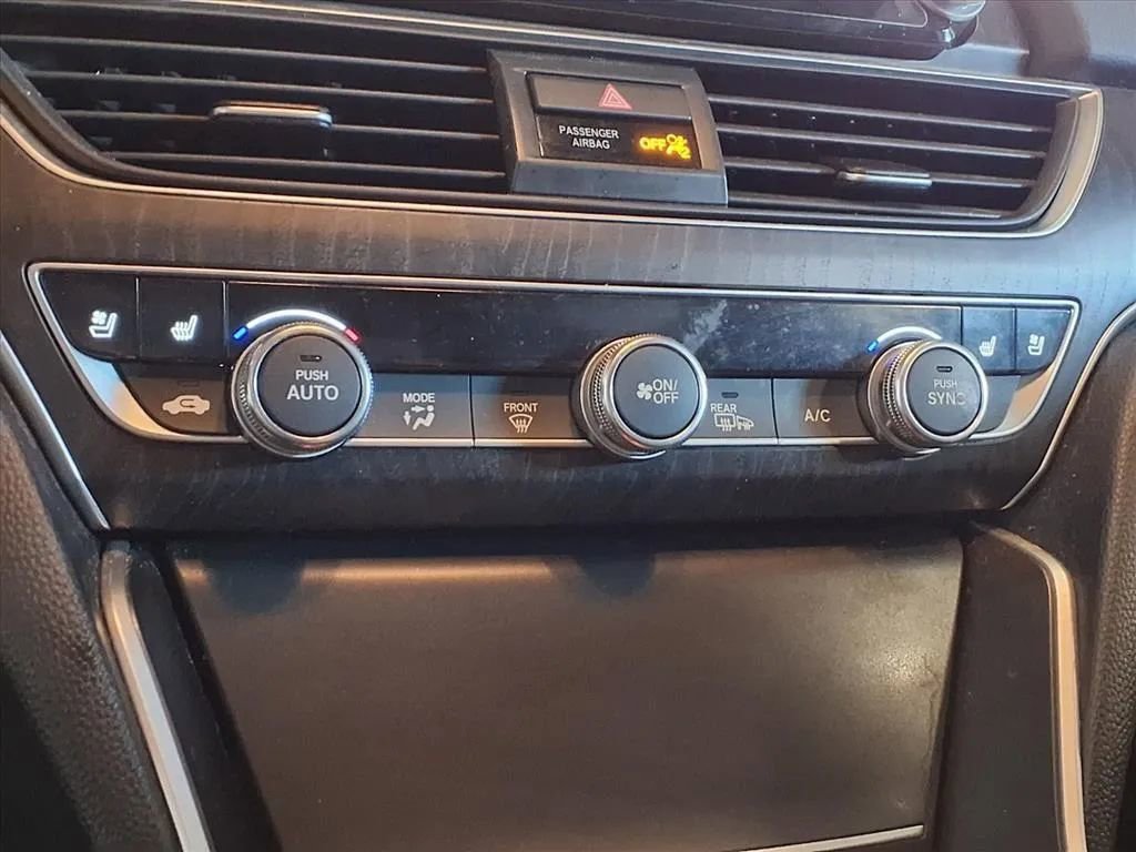Used 2022 Honda Accord Touring image 19