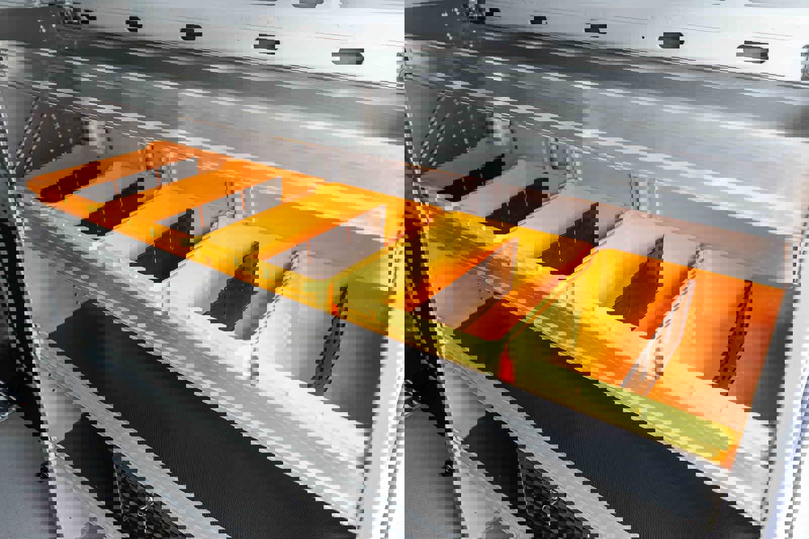 Used 2025 Mercedes-Benz Sprinter 2500 image 30