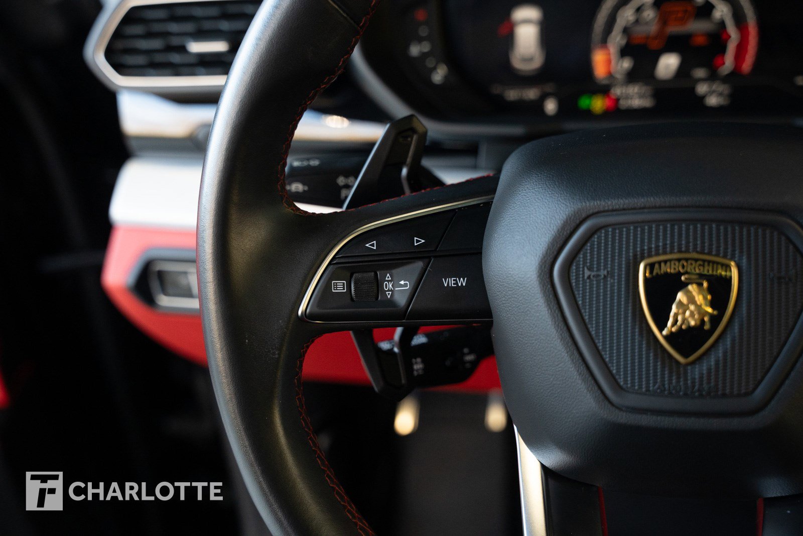 Used 2021 Lamborghini Urus image 23