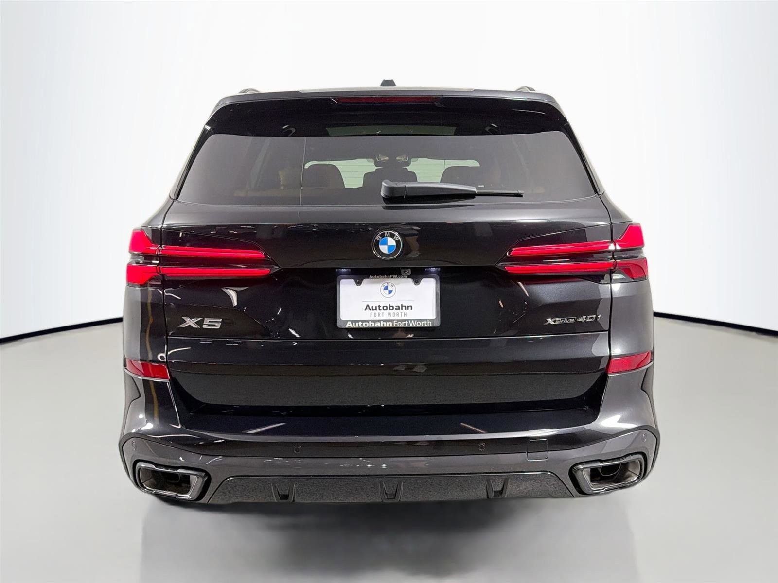 New 2026 BMW X5 xDrive40i w/ M Sport Package AWD/4WD image 7