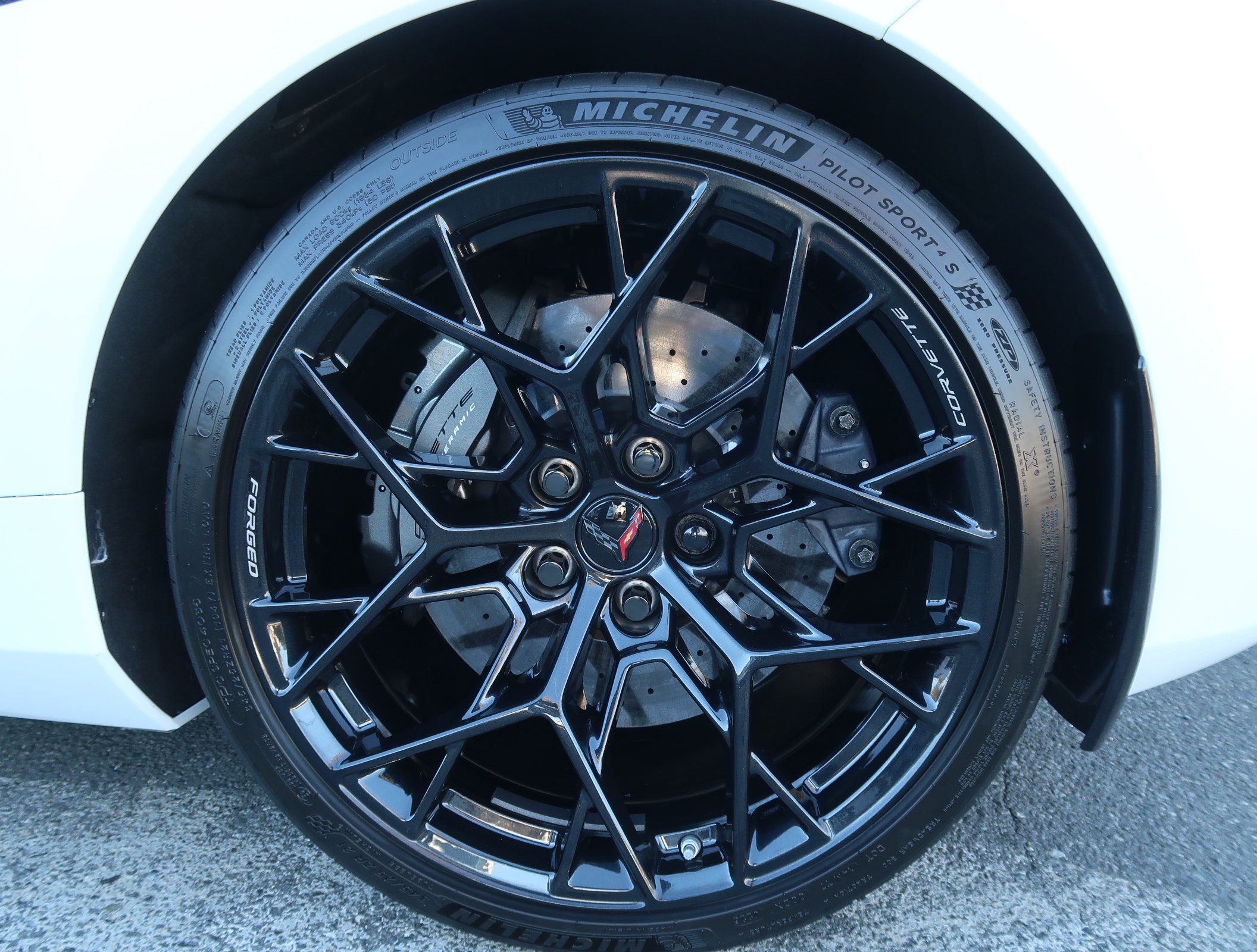 Used 2026 Chevrolet Corvette ZR1 w/ ZR1 Carbon Fiber Aero Package RWD image 48