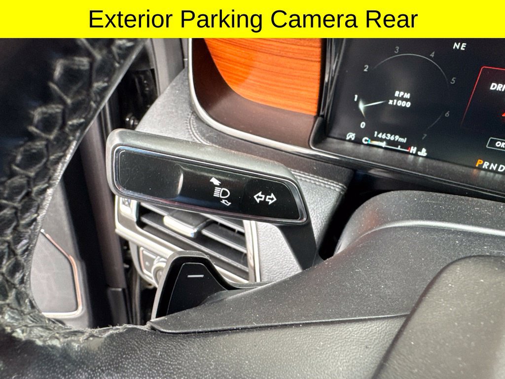 Used 2018 Lincoln Navigator Reserve AWD/4WD image 17