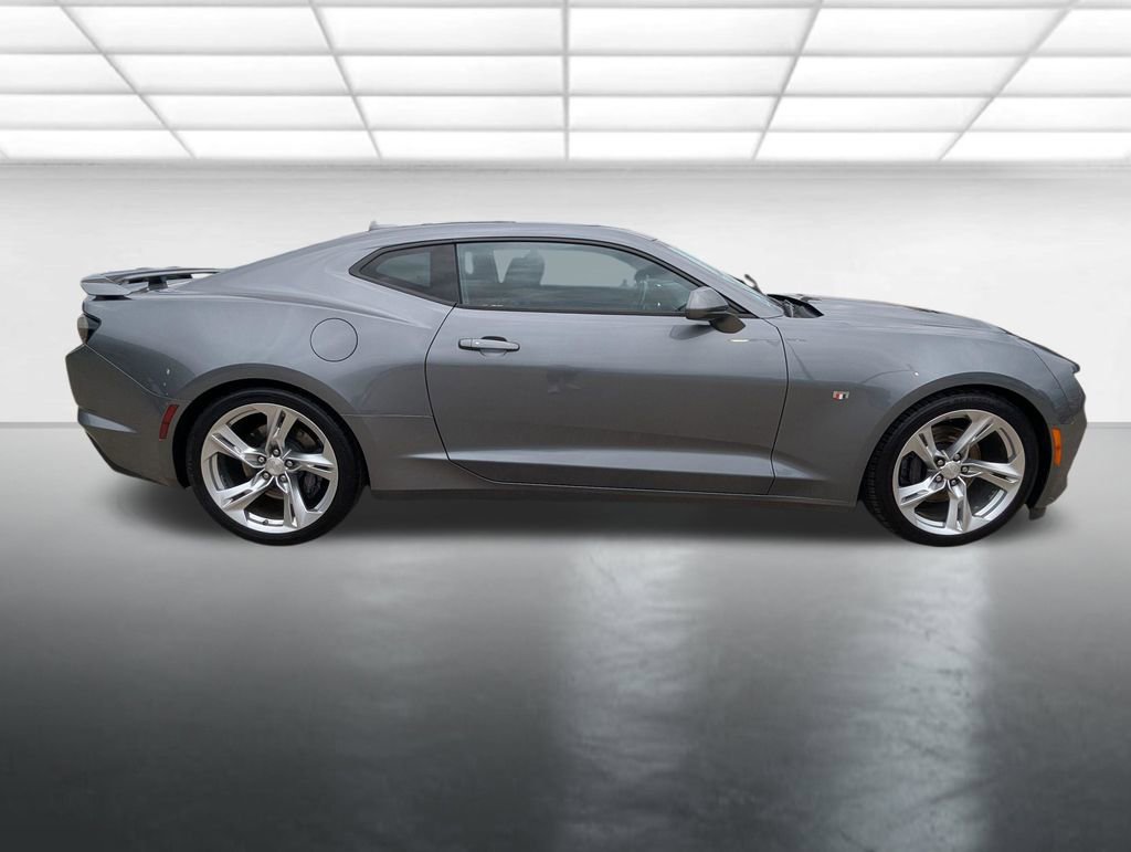 Used 2021 Chevrolet Camaro SS RWD image 27
