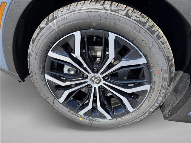 New 2026 Toyota Crown Limited image 16