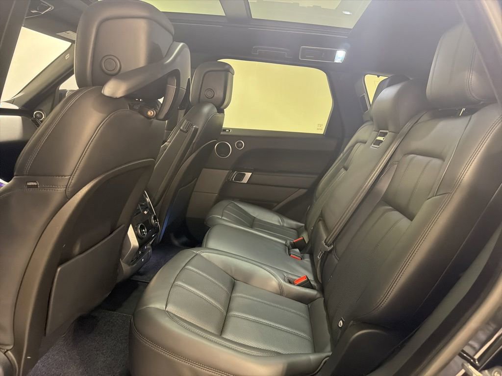 Used 2019 Land Rover Range Rover Sport SE AWD/4WD image 22