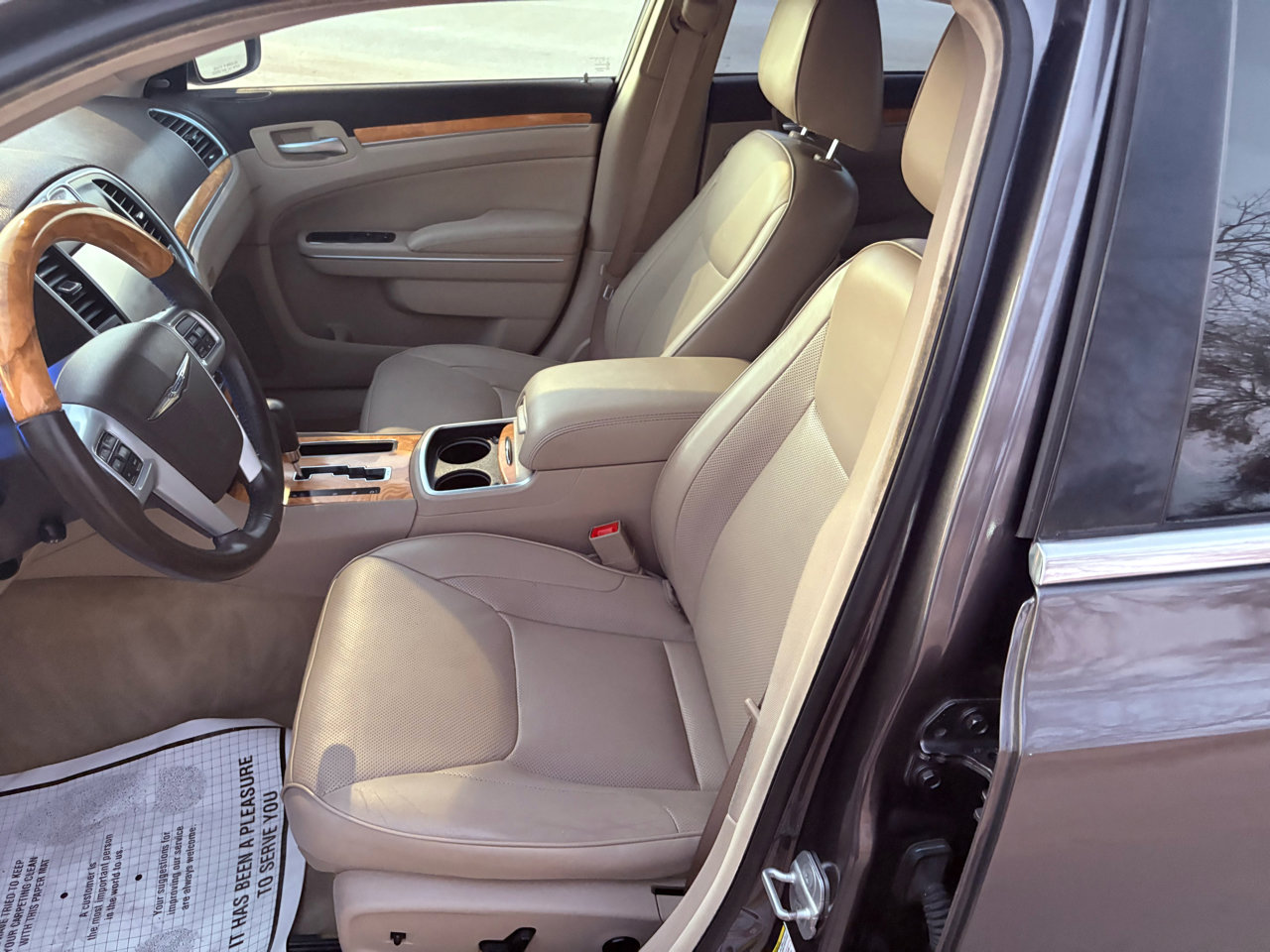 Used 2013 Chrysler 300 C image 49