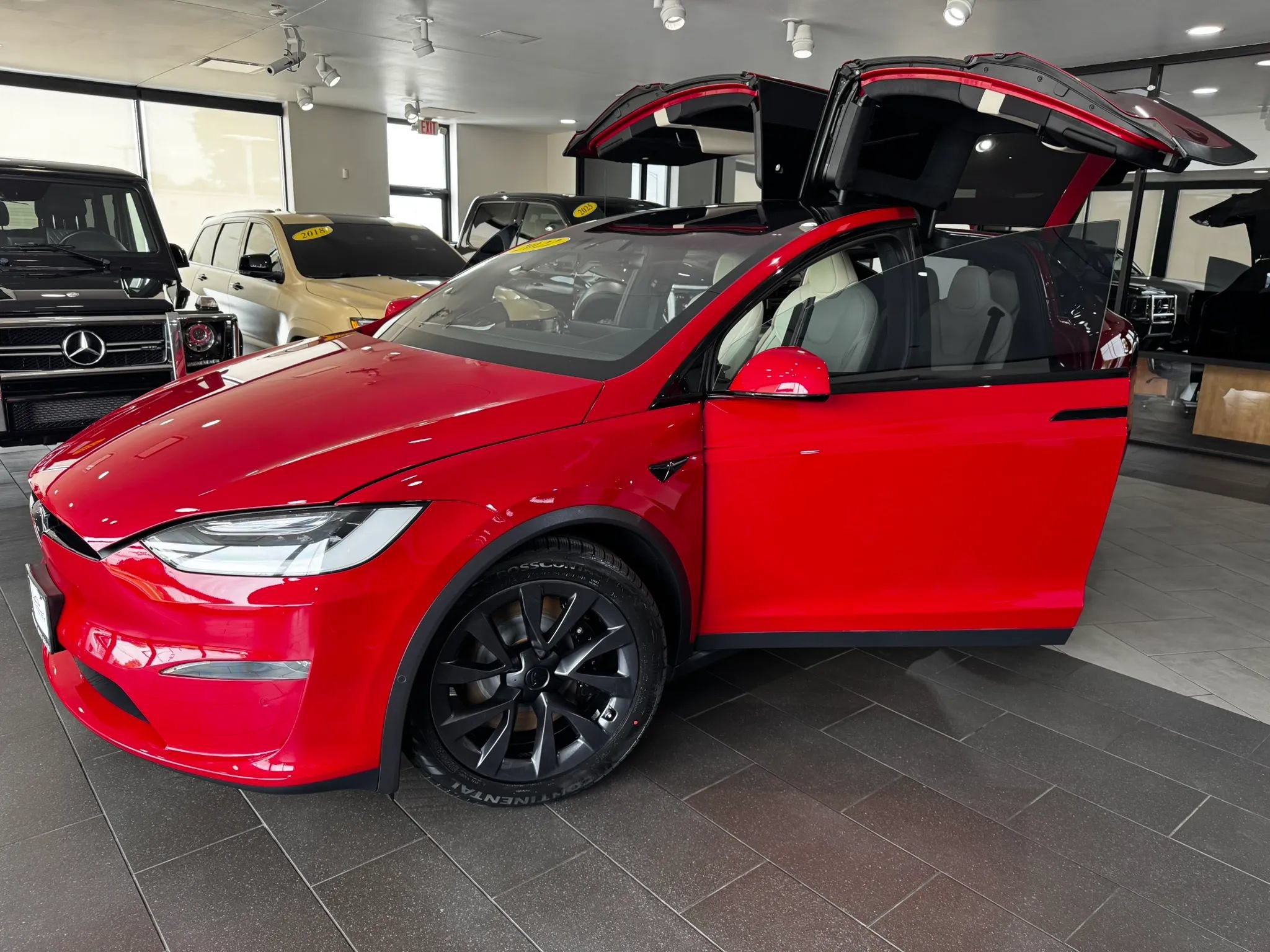 Used 2022 Tesla Model X Plaid AWD/4WD image 1