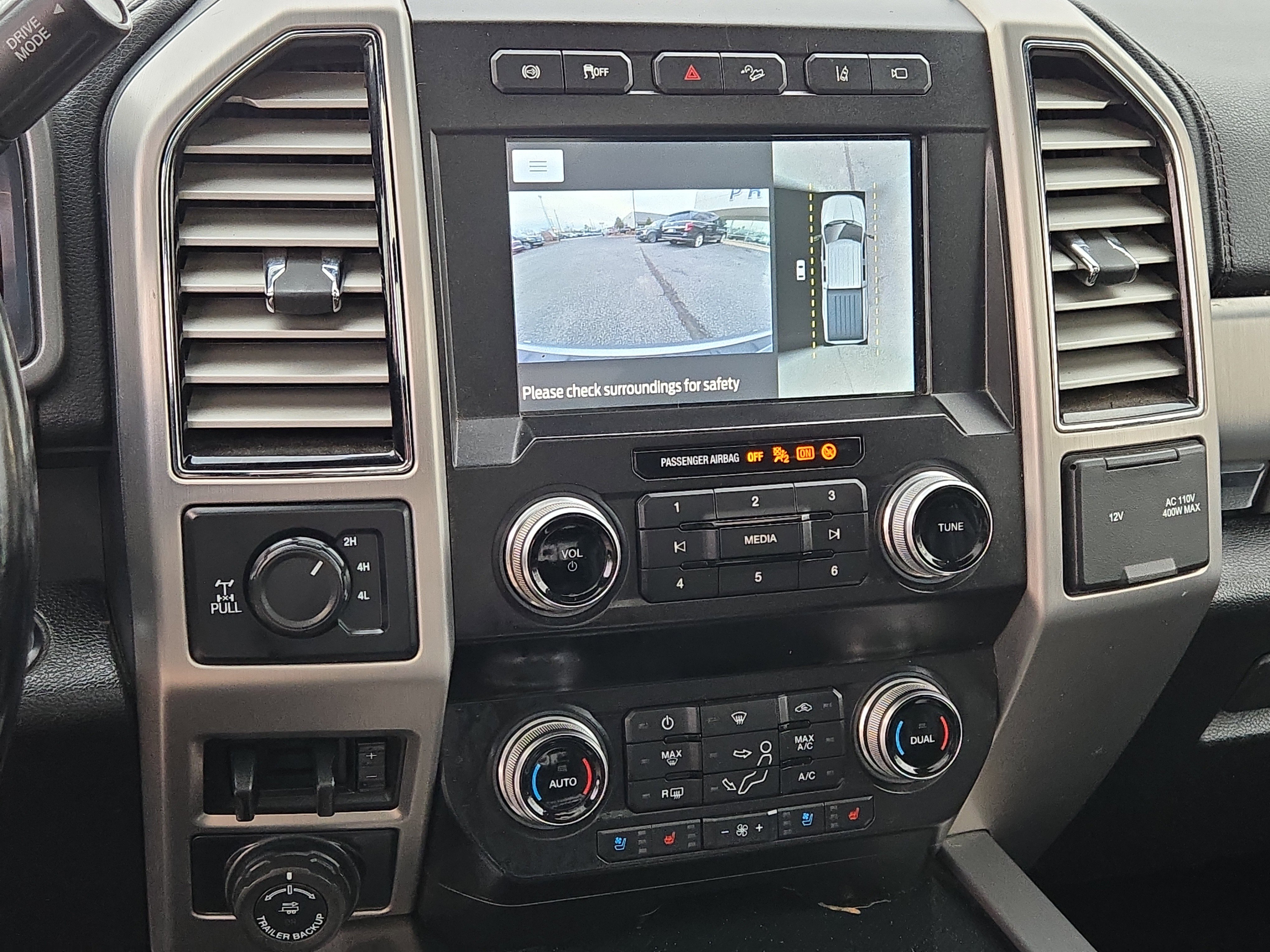 Used 2020 Ford F250 Platinum w/ FX4 Off-Road Package image 30